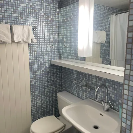 Lindas Am Bellevue チューリッヒ